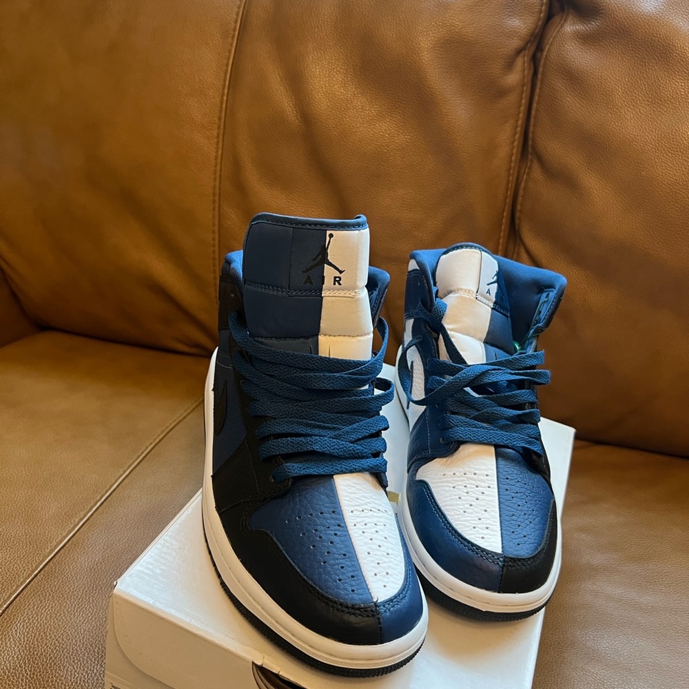 Armory navy color Retro 1 Air Jordan